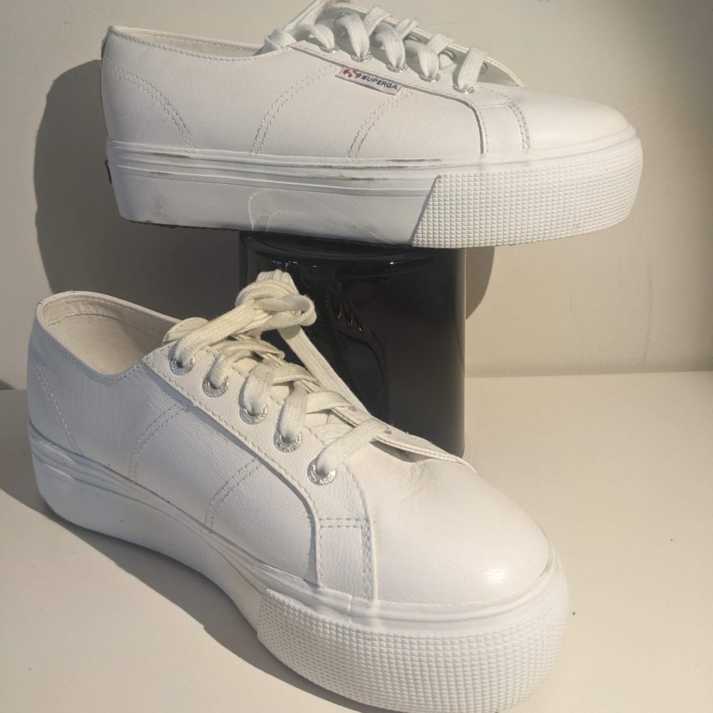 NWOT - SUPERGA Platform Leather Sneakers - Size 7 US